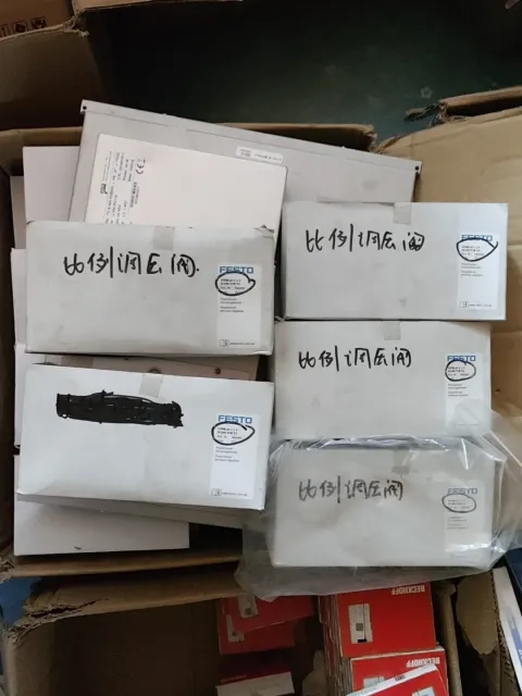 Festo VPPM-6F-L-1-F-0L10H-V1N-S1 / 542241 Industrial Automation Component product photo 1