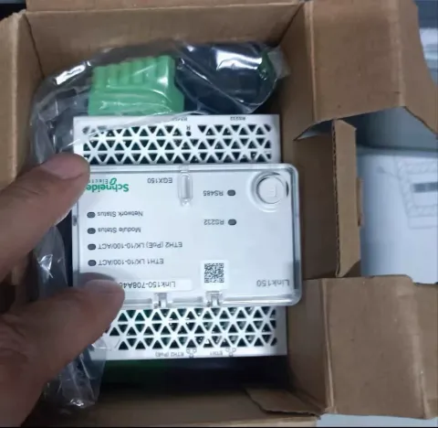Schneider Electric EGX150 / PAS700 Industrial Automation Component product photo 3