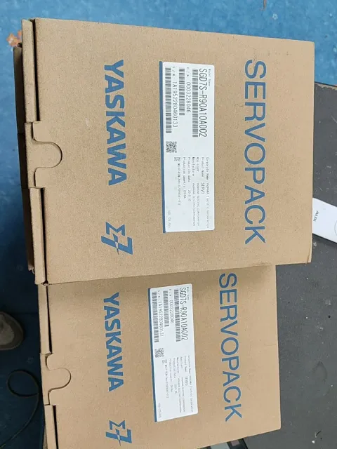 Yaskawa SGD7S-R90A10A002 Motor & Drive Component product photo 1
