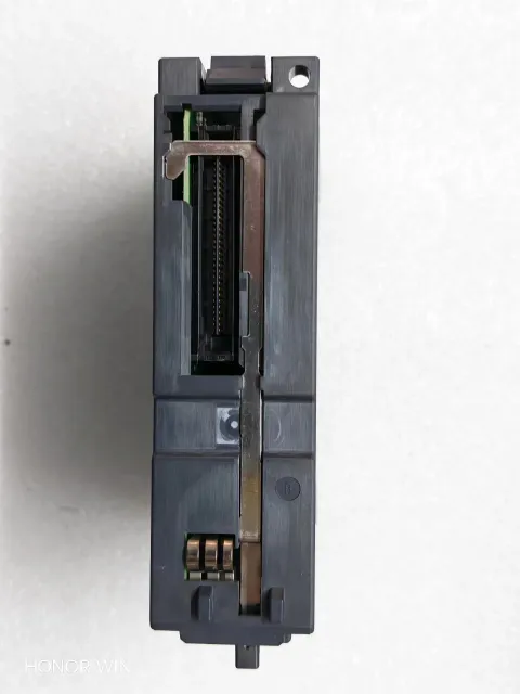 Mitsubishi Electric QX80 Industrial Automation Component — product photo 17 of 42