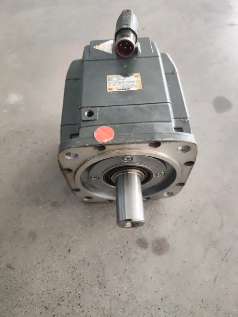 Siemens 1FK7083-2AF71-1RG1 Motor & Drive Component product photo 2