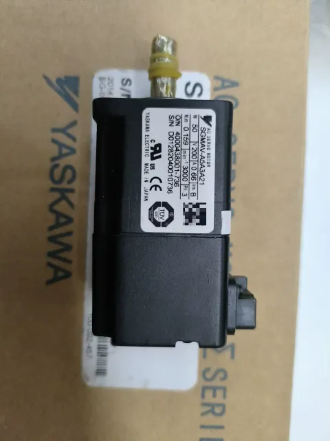 Yaskawa SGMAV-A5A3A21 Motor & Drive Component product photo 5