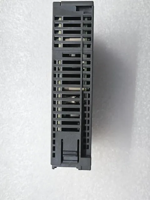 Mitsubishi Electric Q04UDVCPU Industrial Automation Component — product photo 26 of 34