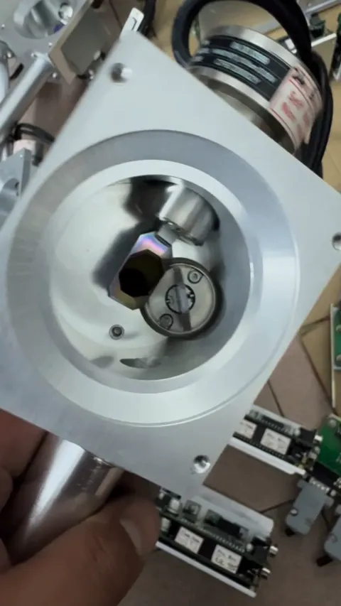 Han's Laser HANS10(X) 10.6um-SSV / P/N 04.00.0398 / CODE CF6710018X Motor & Drive Component product photo 1