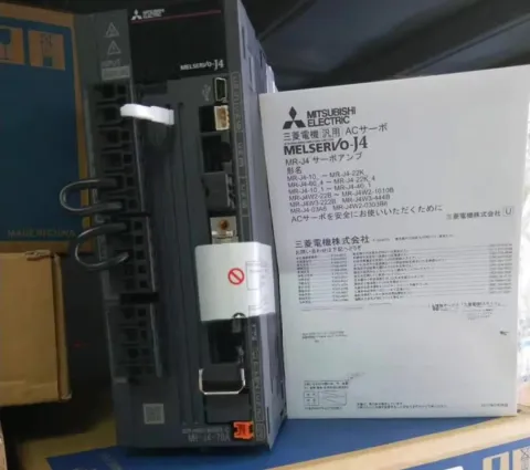 Mitsubishi Electric MR-J4-70A Motor & Drive Component — product photo 2 of 12