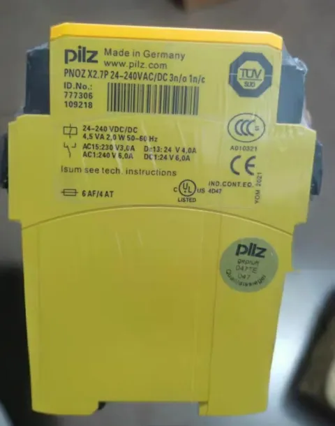 Pilz PNOZ X2.8P C 24-240VAC/DC / 787302 Industrial Relay product photo 3
