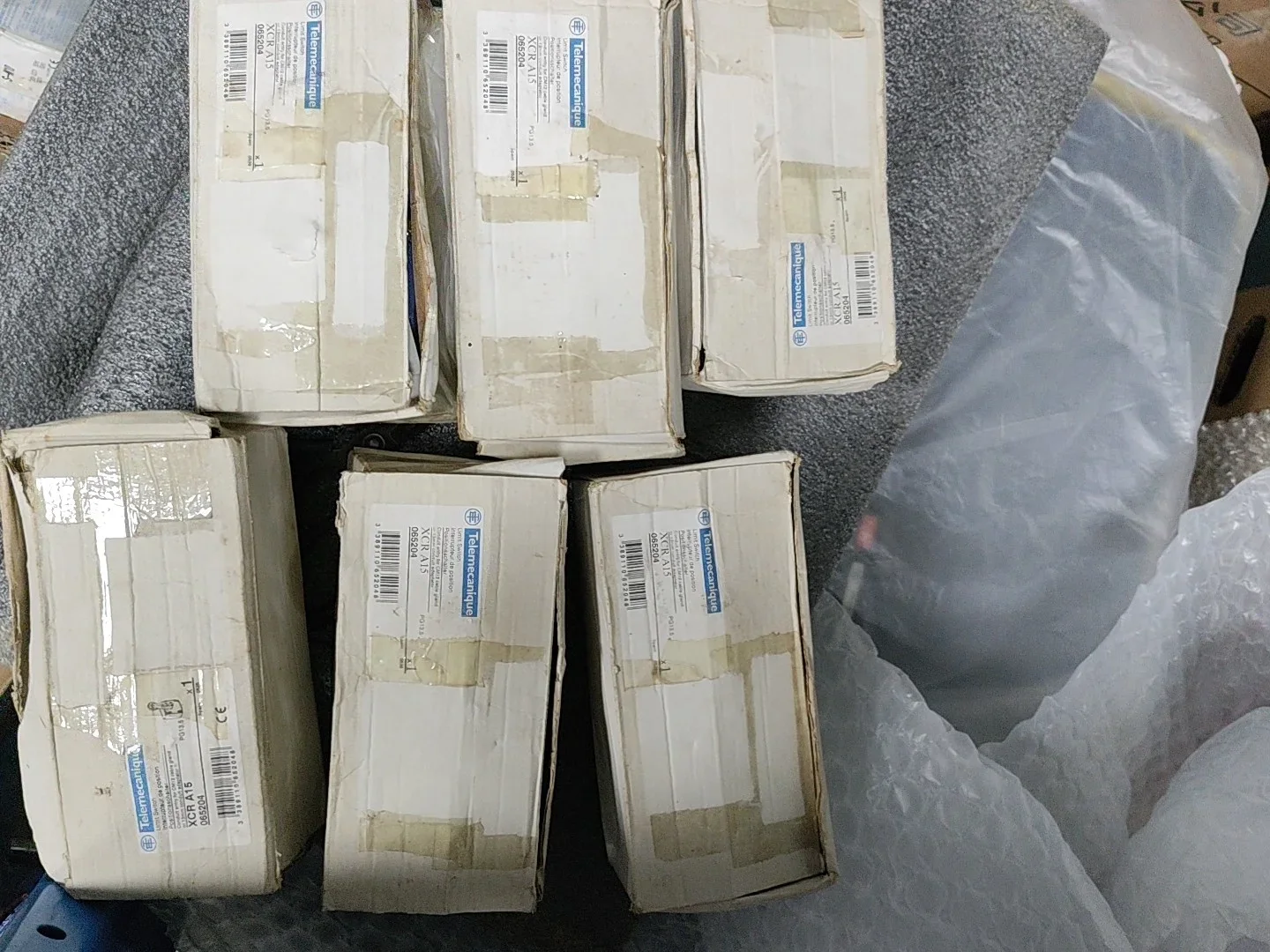 Telemecanique / Schneider Electric XCRA15 / 065204 Industrial Sensor product photo 1