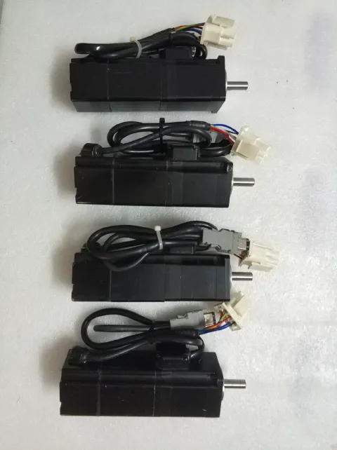 Yaskawa SGMJV-01ADE6E Motor & Drive Component product photo 2