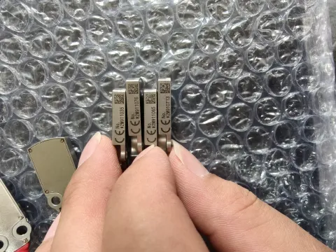 Keyence PR-FB30N1 Industrial Sensor product photo 4