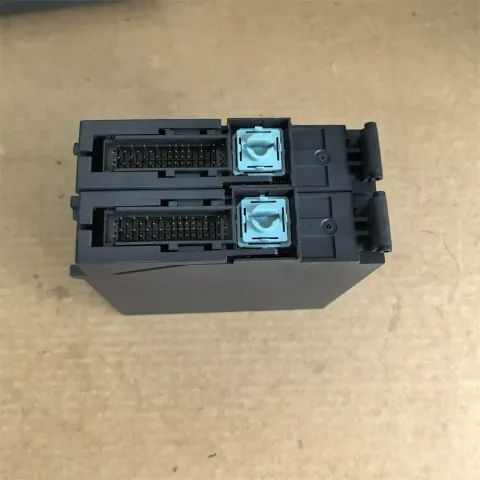 Siemens 6ES7 132-7RD21-0AB0 Industrial Automation Component product photo 3