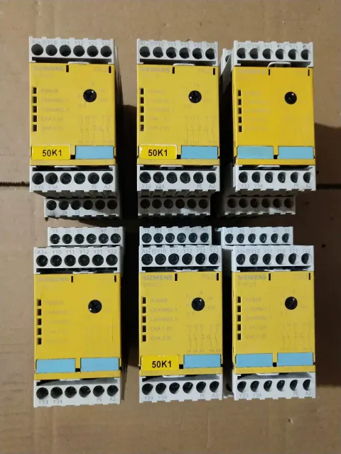 Siemens 3TK2827-1BB40 Industrial Relay product photo 1