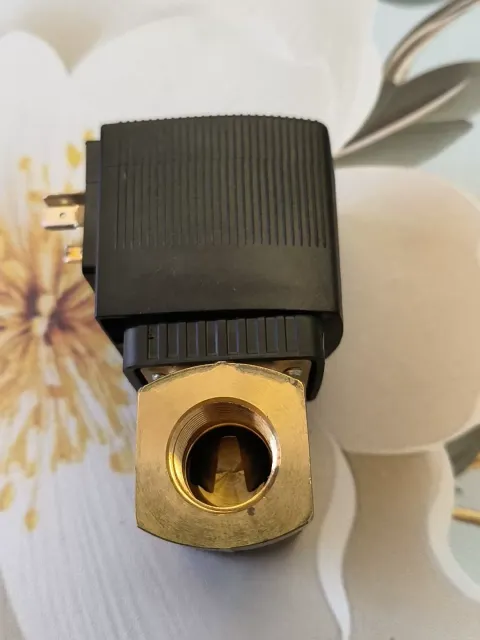 Bürkert 6213 A 10.0 FKM MS G3/8 / 00126264 Industrial Automation Component product photo 4
