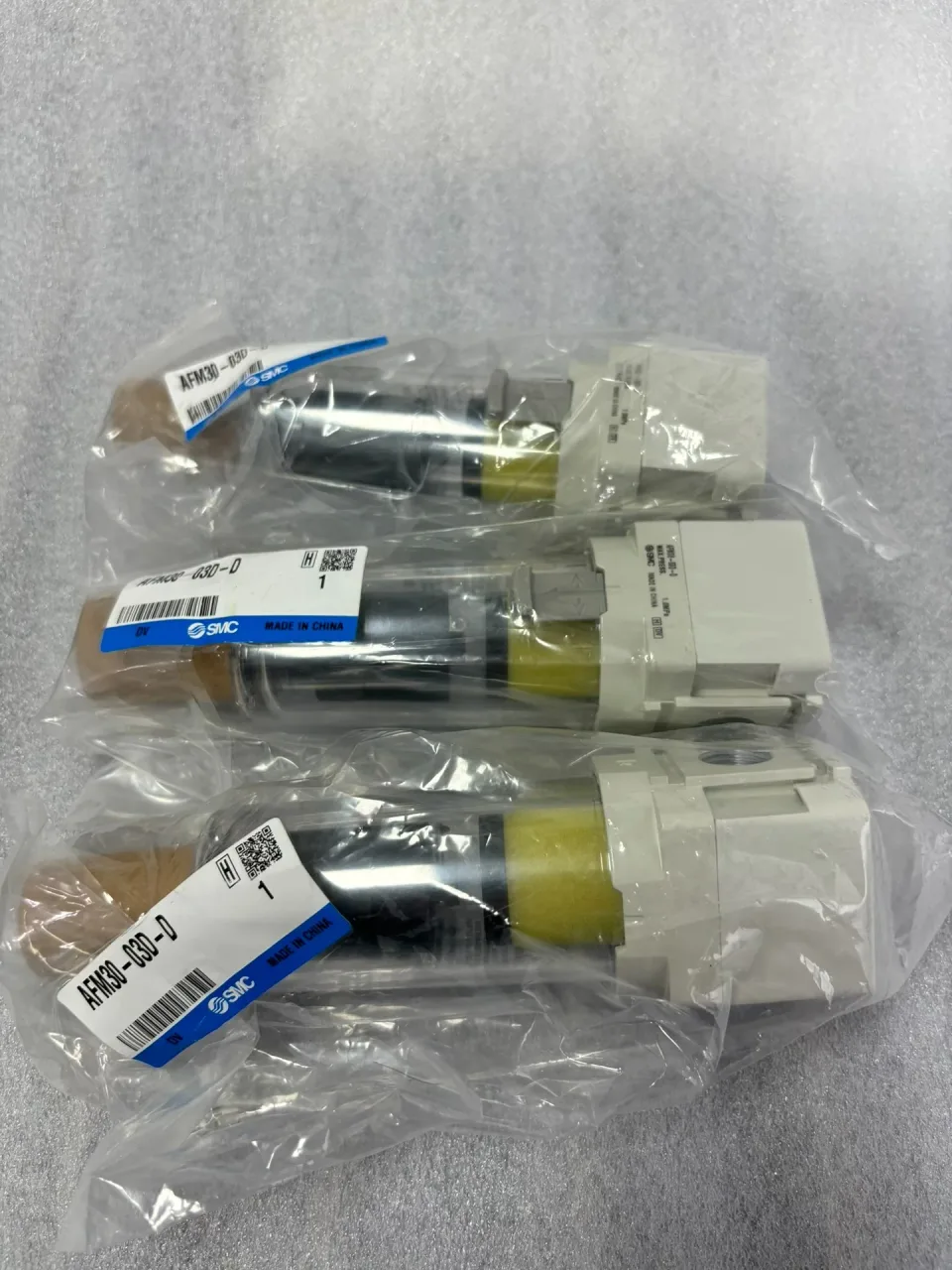 SMC AFM30-03D-D Industrial Automation Component product photo 1