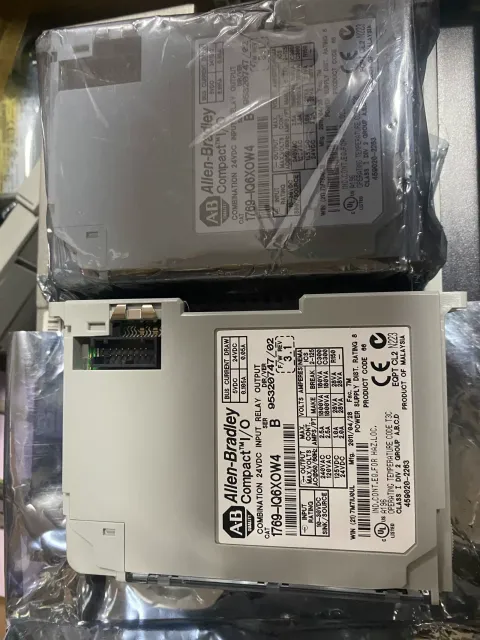 Allen-Bradley 1769-IQ6XOW4 I/O Module — product photo 4 of 4