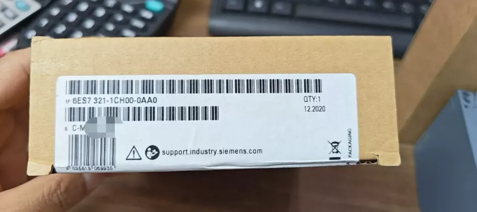 Siemens 6ES7321-1CH00-0AA0 Industrial Automation Component product photo 1
