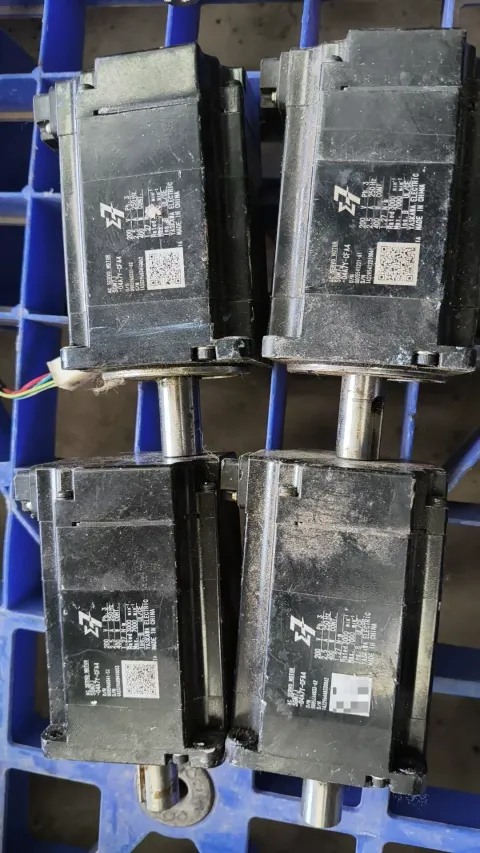 Yaskawa SGM7A-10A7Y-CFA5; SGM7A-10A7Y-CFC4; SGM7J-04A7Y-CFA4 Motor & Drive Component product photo 6