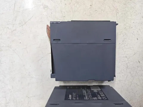 Mitsubishi Electric QD77MS16 Industrial Automation Component — product photo 39 of 150