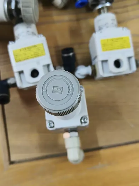 SMC IR1020-01 Industrial Automation Component — product photo 4 of 12