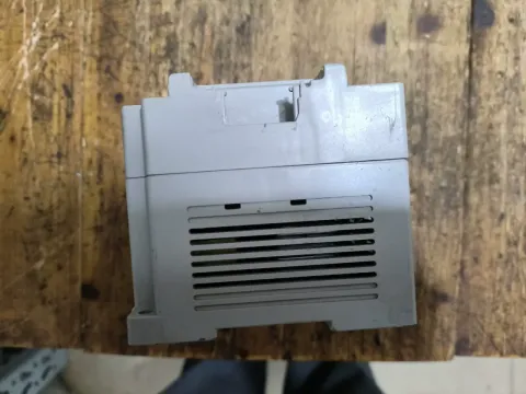 Delta DVP32EH00T2 PLC Module — product photo 15 of 16