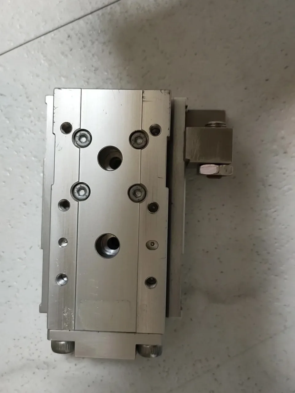 CKD LCR-1220 Industrial Automation Component — product photo 1 of 8