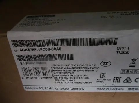 Siemens 6GK5788-1FC00-0AA0 Industrial Automation Component product photo 1