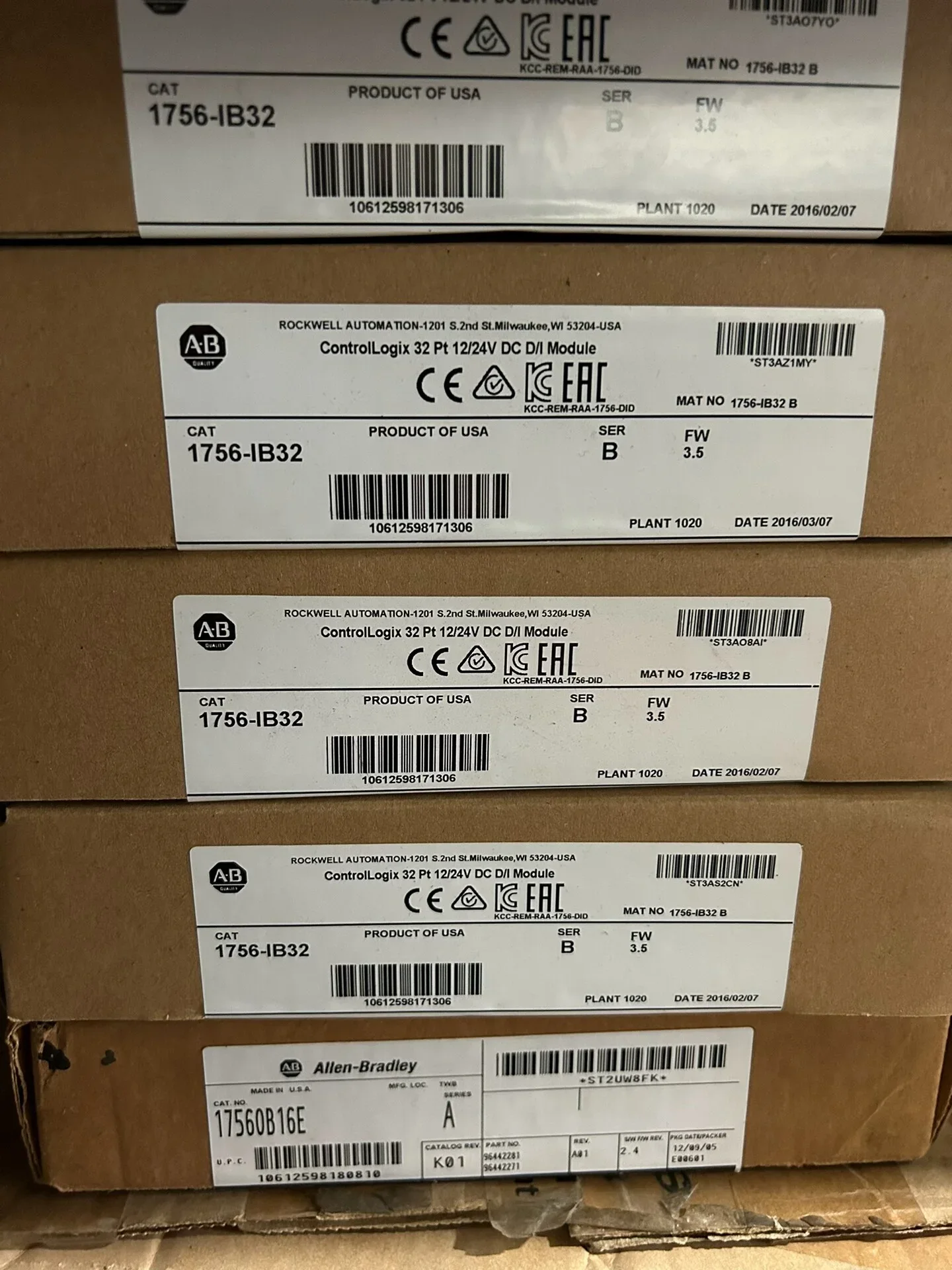 White Label 1756-IB32 / 1756-OB16E Industrial Control Board product photo 1
