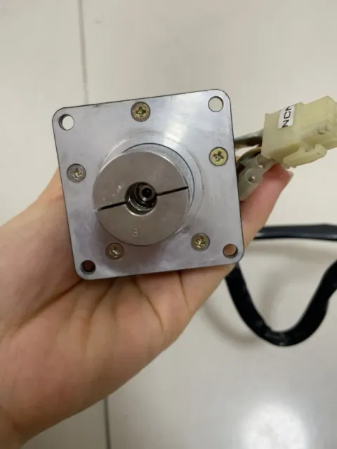 Oriental Motor / VEXTA UPH569-AM Motor & Drive Component product photo 3