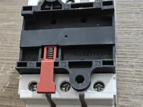 Schneider Electric V3C Industrial Sensor product photo 5
