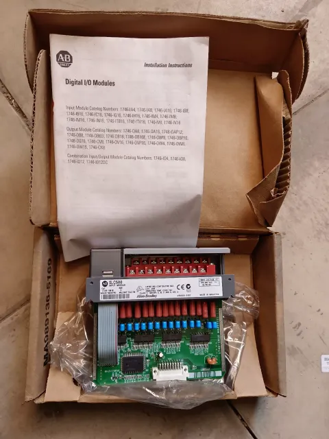 Allen-Bradley 1746-IM16/C Industrial Automation Component product photo 4