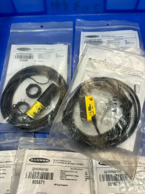 White Label QS18VP6AF350 | S18-2VPDS-2M-CNBN01 Industrial Sensor product photo 3