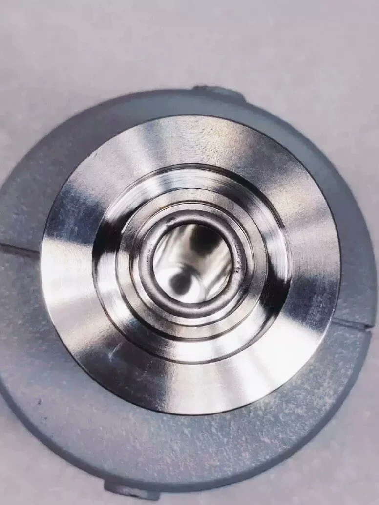 MKS Instruments 626B13TDE Industrial Sensor — product photo 1 of 12