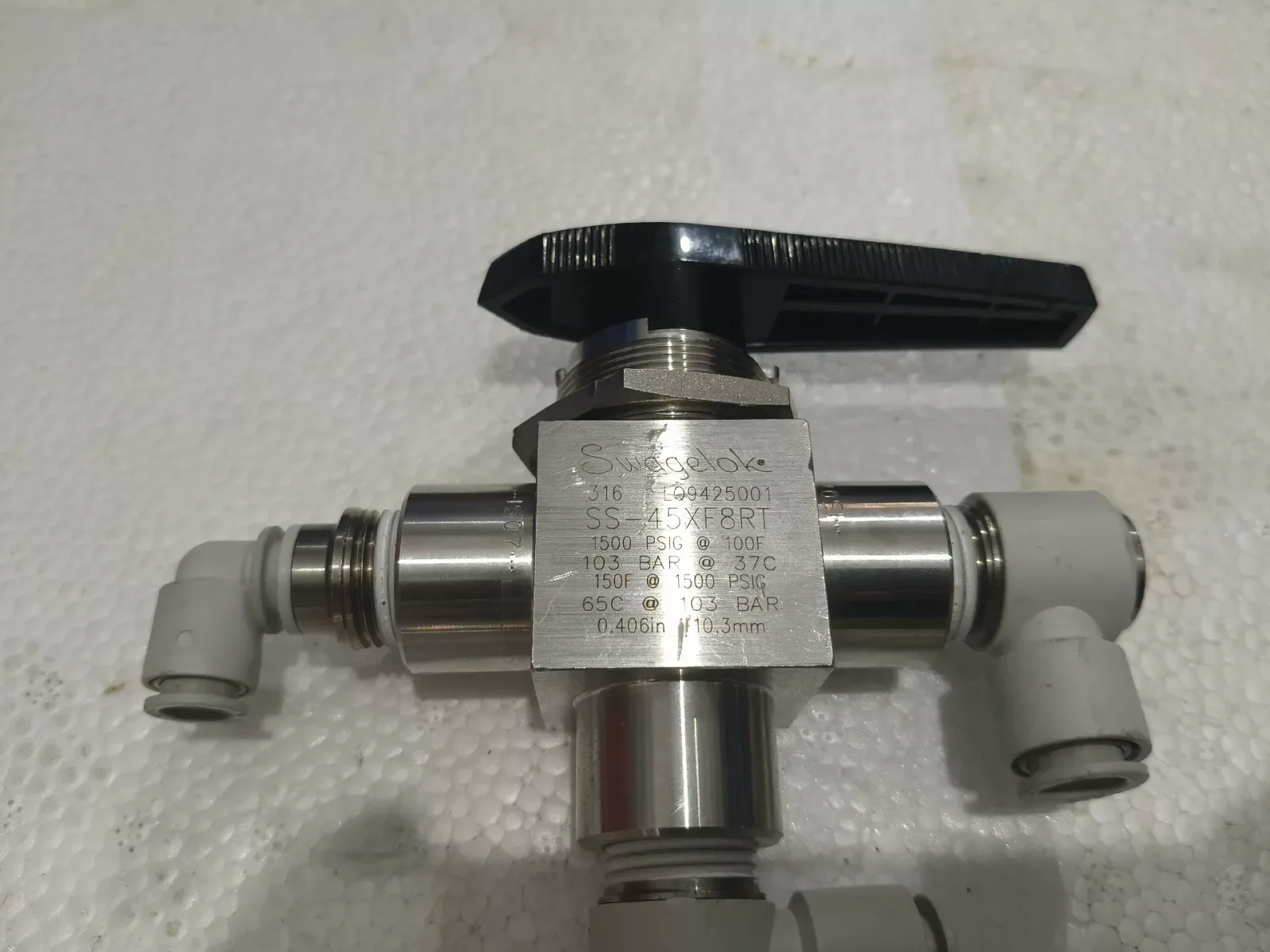 Swagelok SS-45XF8RT Industrial Automation Component product photo 1