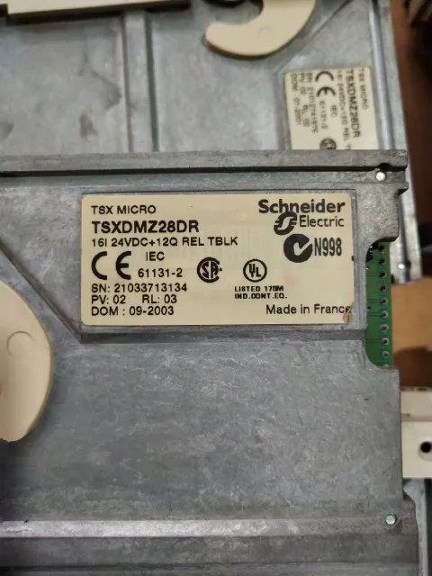 Schneider Electric TSXDMZ28DT PLC Module — product photo 11 of 18