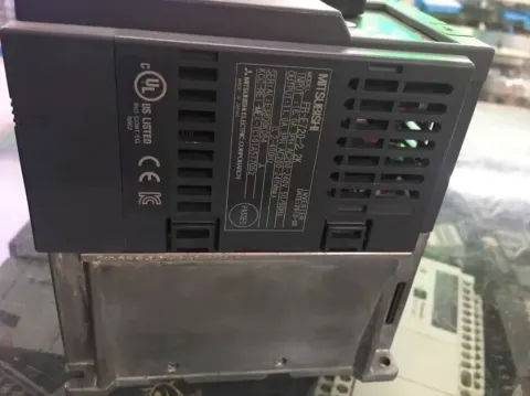 Mitsubishi Electric FR-E720-2.2K Power Electronics Module — product photo 9 of 9