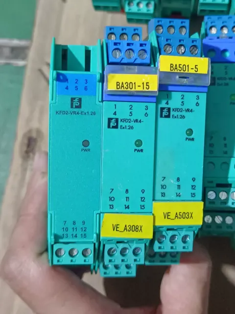 Pepperl+Fuchs KFD2-VR4-Ex1.26 Industrial Automation Component product photo 2