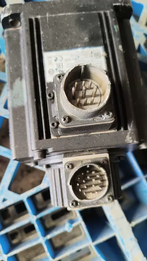 Delta ECMA-E21320RS Motor & Drive Component product photo 8