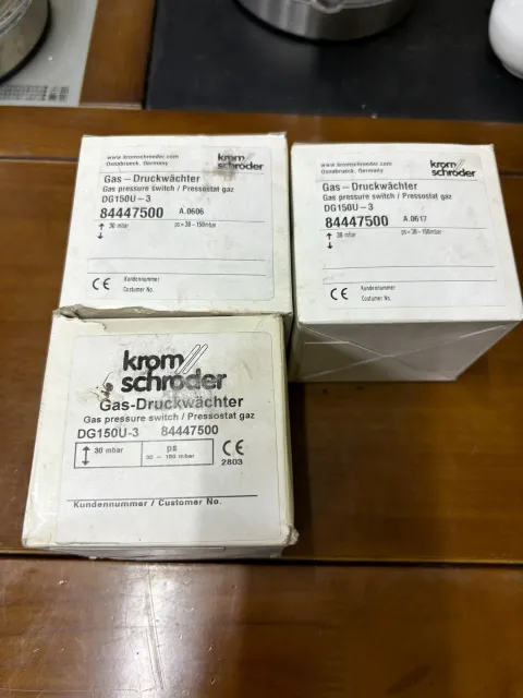 White Label DG150U-3 / 84447500 Industrial Sensor product photo 1