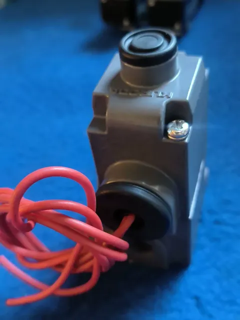 Parker Kuroda AS2306-02-200 Industrial Automation Component — product photo 10 of 12