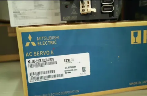 Mitsubishi Electric MR-J3-500B-ED / MR-J3-200B-RJ004U509 / MR-J2S-200B-RJ004U509 Motor & Drive Component product photo 3