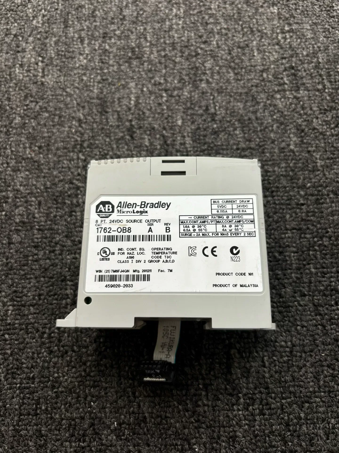 Allen-Bradley 1762-OB8 PLC Module product photo 1