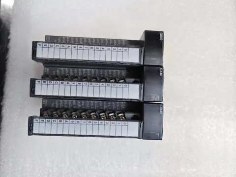 Mitsubishi Electric QX40 Industrial Automation Component — product photo 41 of 57