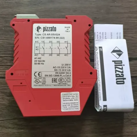Pizzato CS AR-05V024 Industrial Relay — product photo 9 of 12