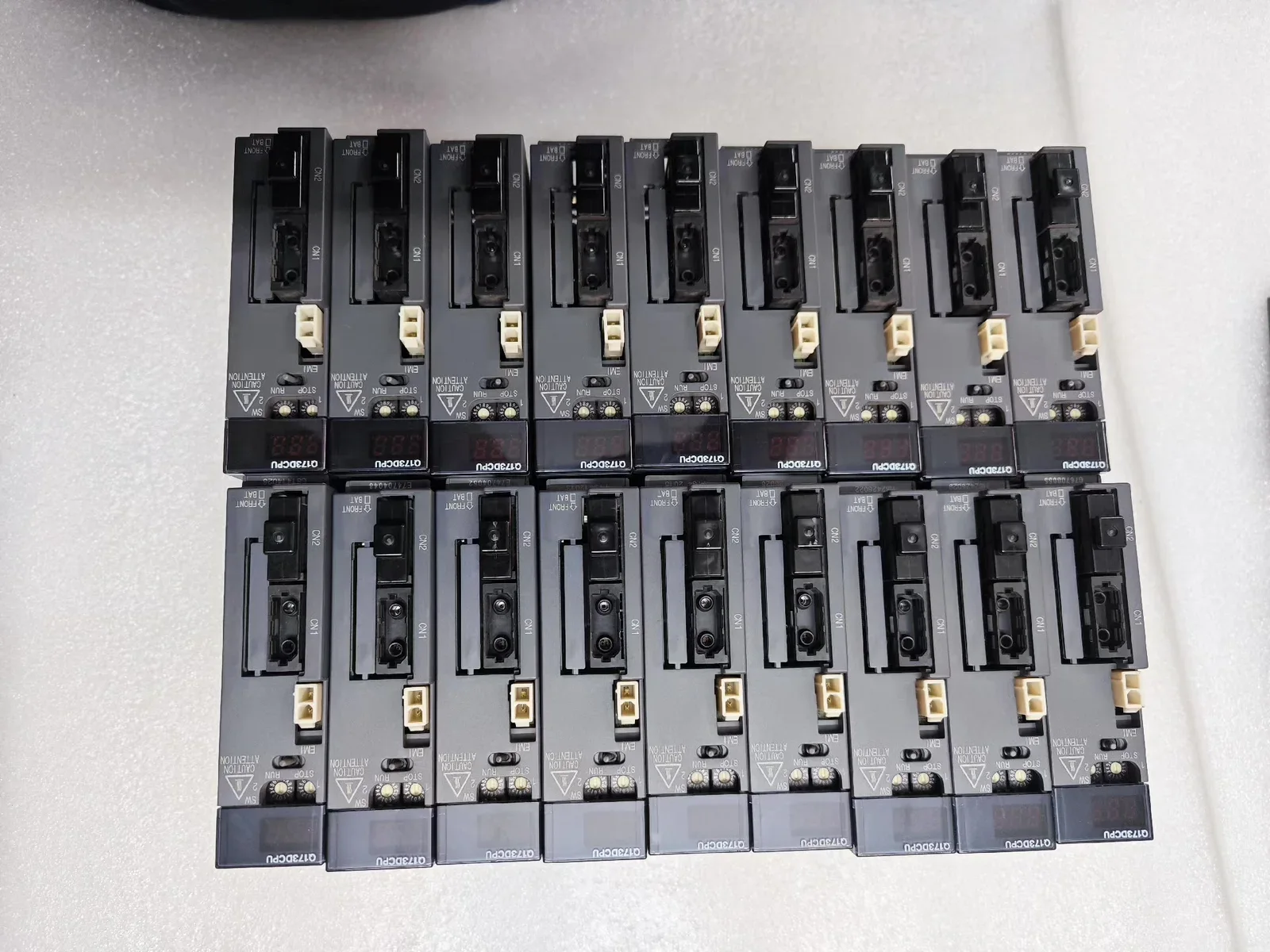 Mitsubishi Electric Q173DCPU Industrial Control Board — product photo 1 of 31