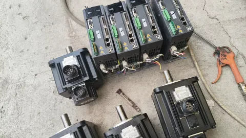 Delta ASD-A2-1021-E; ECMA-E11310RS; ECMA-E11310SS Motor & Drive Component product photo 9