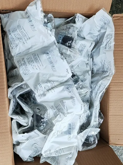 Schneider Electric ZB2-BZ101C Industrial Sensor product photo 1