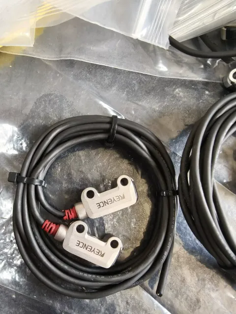 KEYENCE PR-M51N3 Industrial Sensor — product photo 5 of 7