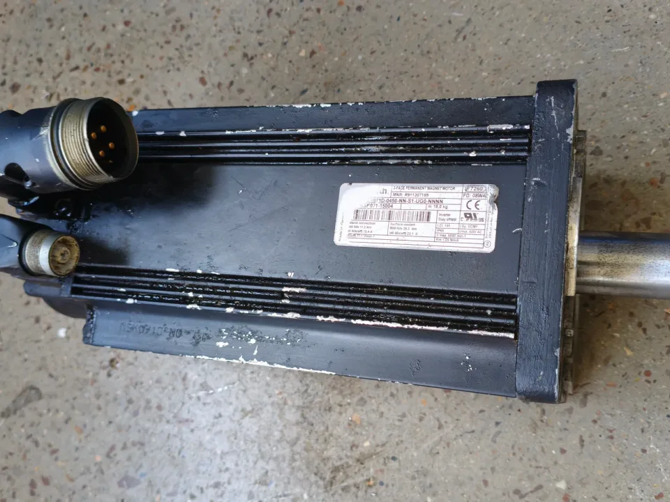 Bosch Rexroth MSK071D-0450-NN-S1-UG0-NNNN Motor & Drive Component product photo 1