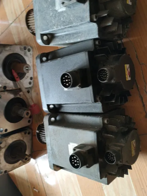 Delta ECMA-F21845PS Motor & Drive Component product photo 9