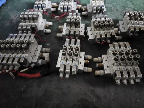 SMC SY5220-5LZD-C6 Industrial Automation Component product photo 2