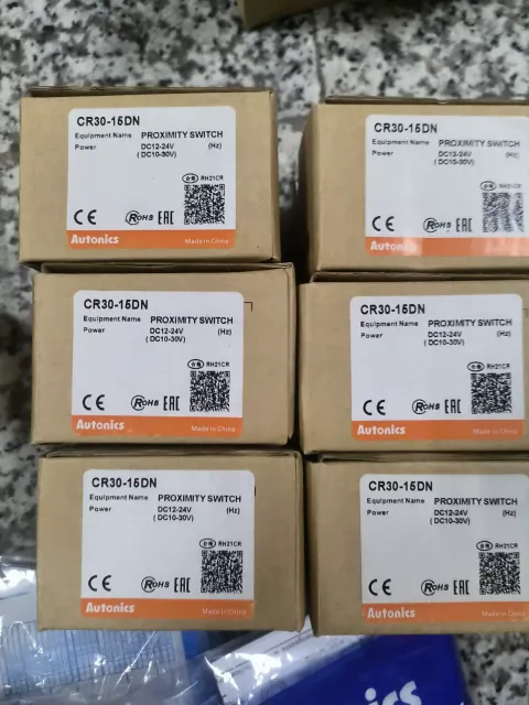 White Label CR30-15DN Industrial Sensor product photo 1